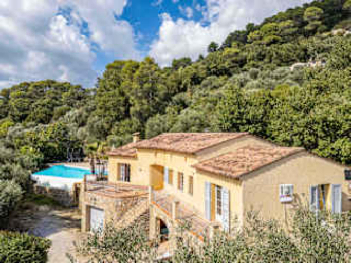 Entrance 3, A/C House 4BR/10P with Pool – 40 min from Cannes, Alpes-Maritimes