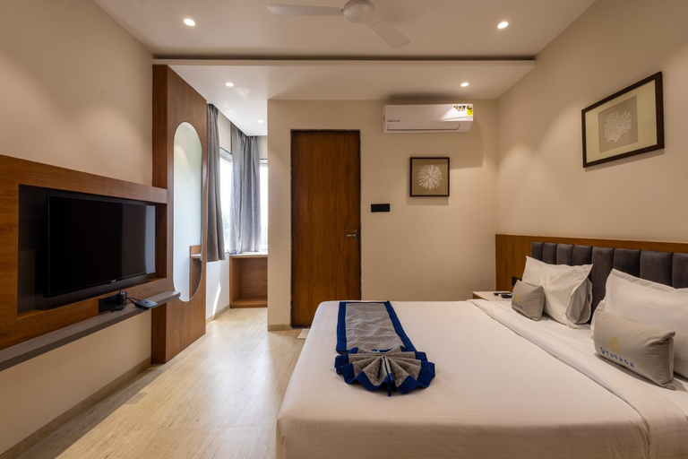 5, Pravasa Stay, Bapat Square, Indore