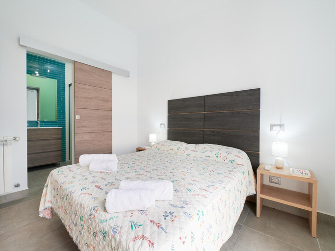 3, Beautiful villa with terrace near beach, Girona