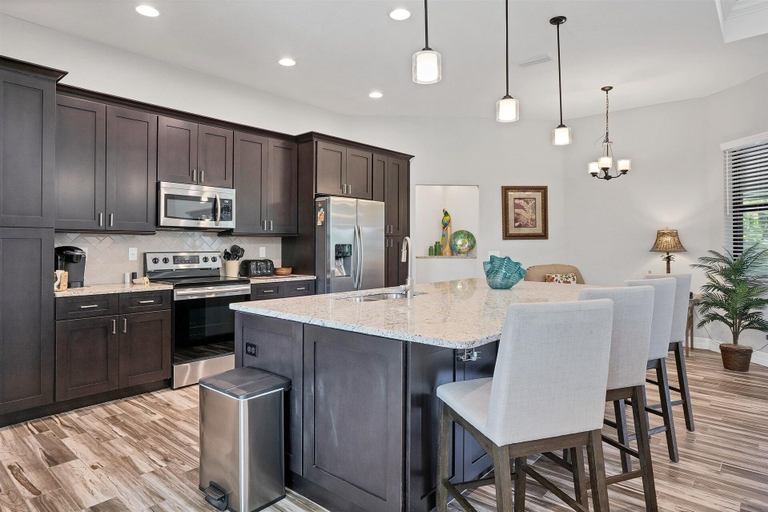 Private kitchen 2, Deep Creek 3 Bedroom Private Pool and Spa Home 3 Home, Charlotte