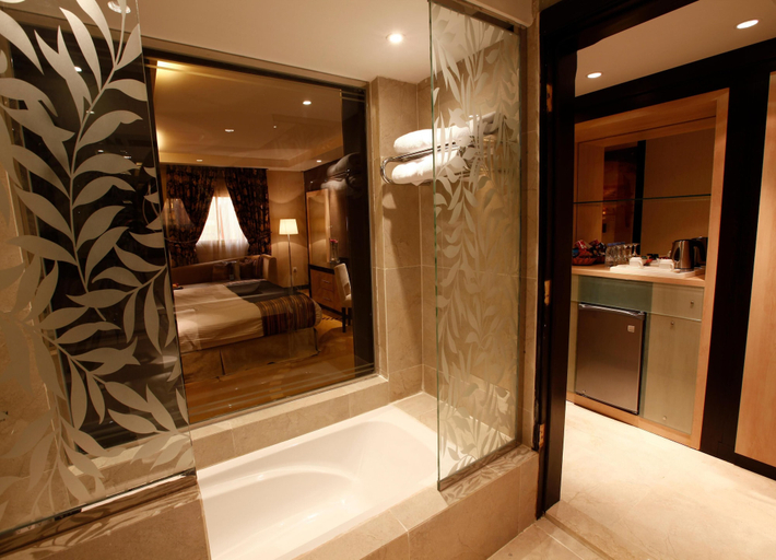 Bathroom 5, Grand Plaza Hotel - Takhasosi Riyadh, Riyadh