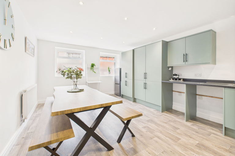 Room 5, Host Stay Drummond Suite, North Tyneside
