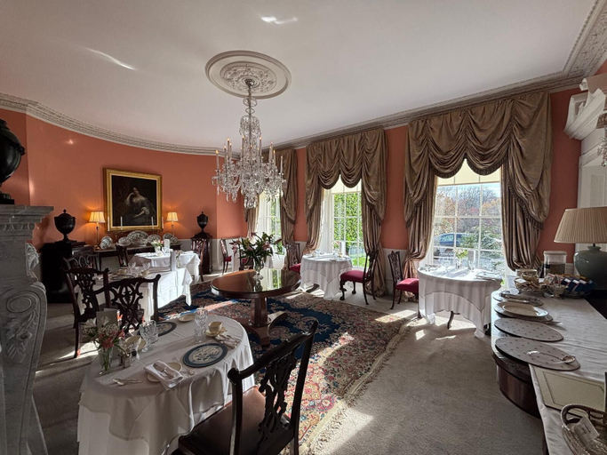 Food & Drinks 4, Park Hall Manor, Derbyshire