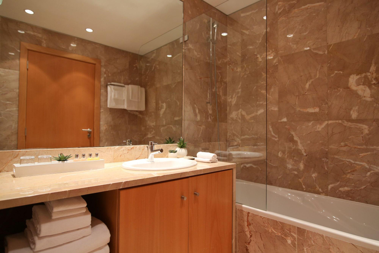 Bathroom 3, Panoramic Living, Lisbon
