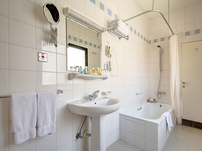 Bathroom 5, Manazel Ajyad Hotel By Elaf, Makkah