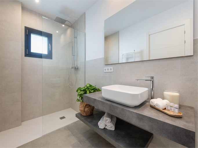 5, Ca Na Cati barcarEs - Villa With Private Pool, Baleares