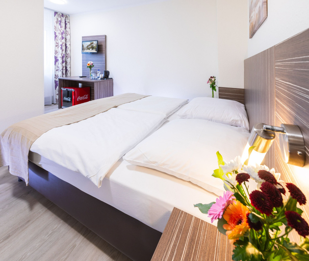 Bedroom 2, Pension Altes Backhaus, Erlangen-Höchstadt