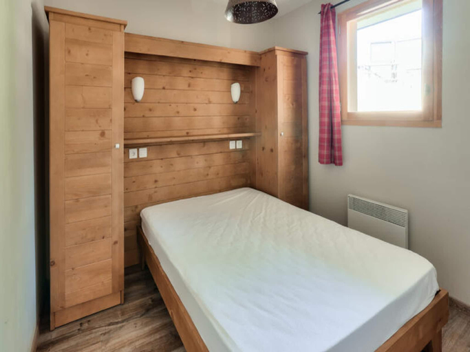 Bedroom, Chalet in Vars with Ski-In Ski-Out Access, Hautes-Alpes