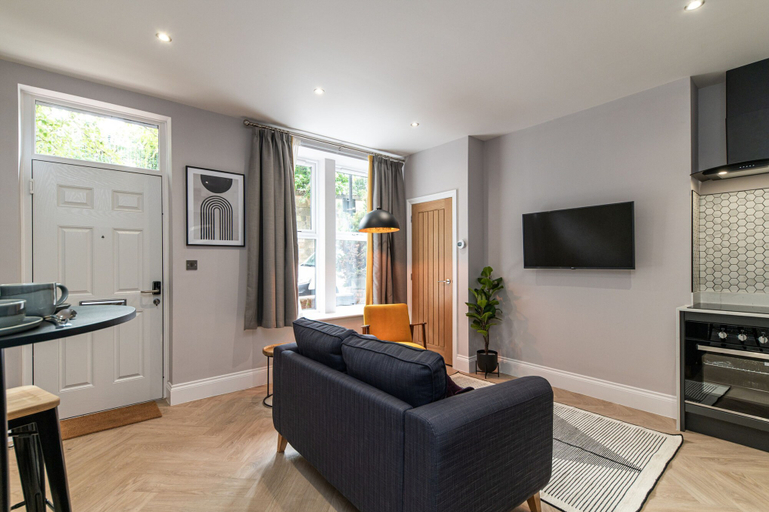 Room 3, Chelmsford Loft 8 in Newcastle Upon Tyne, Newcastle upon Tyne