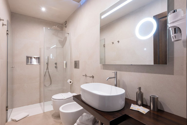 Bathroom 5, Nicoletta Hotel, Ogliastra