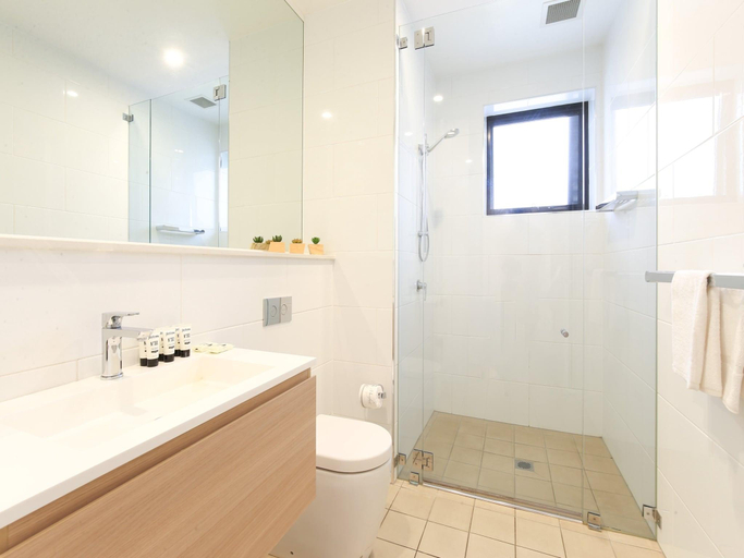 Bathroom 2, Comfy 2-Bedroom Apartment with a Clyde River View, Eurobodalla