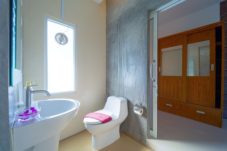 Bathroom 2, Fantastic 7 Bungalow Private Resort BR7, Cha-Am