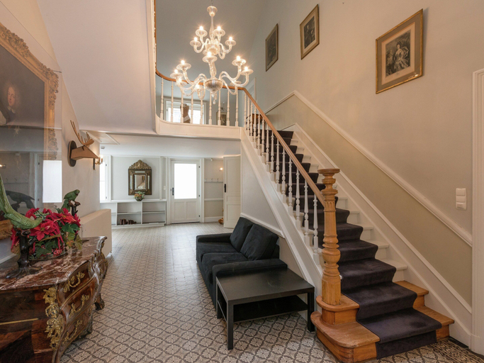 Others 4, Beautiful Manor House in a Park Near Rochefort, Namur