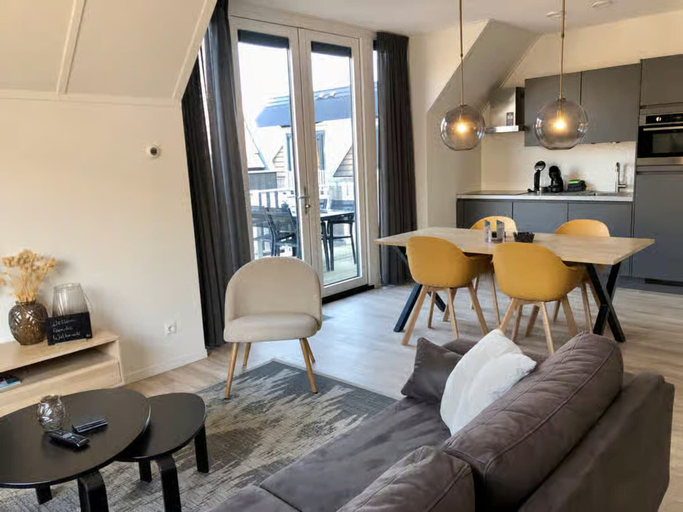 Others 4, Apartment in Zoutelande near the Beach, Veere