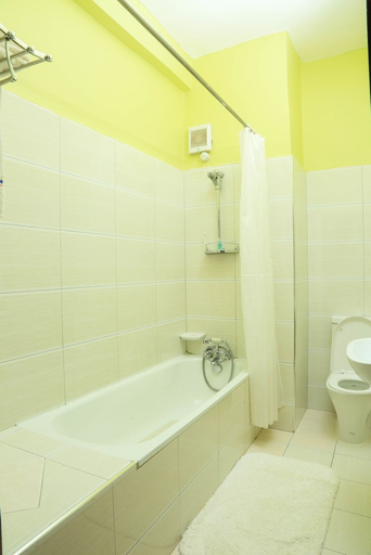 Bathroom 4, Hotel 7 Seasons Entebbe, Entebbe