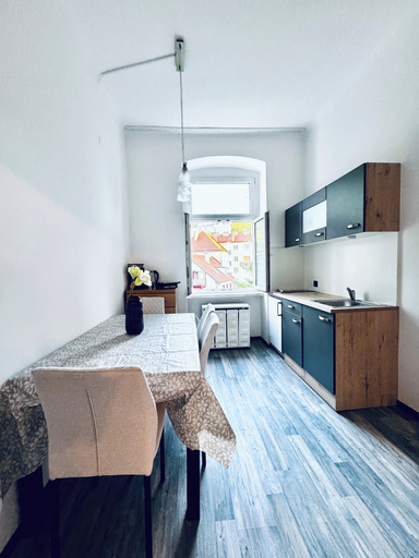Private kitchen 4, Peaceful 2BR Stay Well Connected, Wien Umgebung