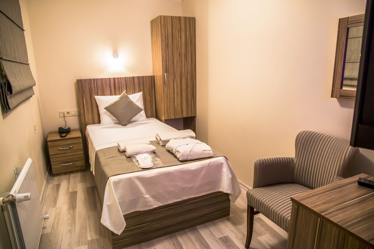 Bedroom 3, Berlin Otel Nişantaşı, Beşiktaş