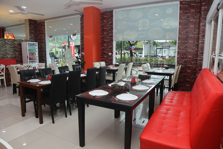 Food & Drinks 5, Bellevue Ocean Patong, Pulau Phuket