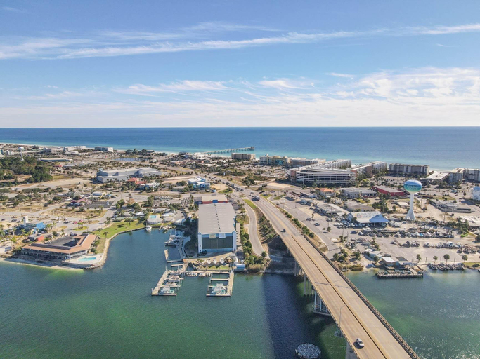 Exterior & Views 2, Waters Edge #213- Sea Dreams, Okaloosa