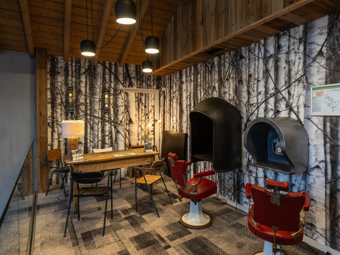 Interior 2, Apartment in Megeve Near Ski Slopes, Haute-Savoie