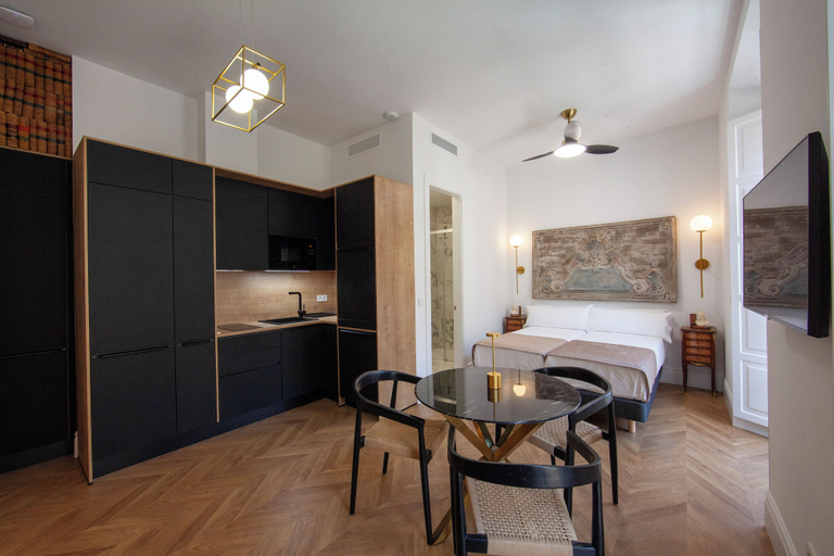 Others 3, Pries Homes - Little Lotus, Málaga