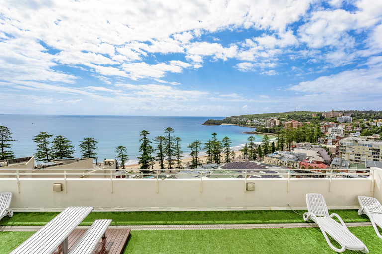 Others 5, Apartment with Pool Access, a minute to the Beach, Sydney