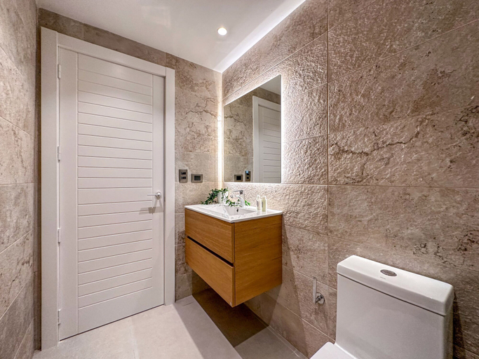 Bathroom 5, Luxury 3 Bedroom Apartment at the Beach, Salvaleon de Higuey