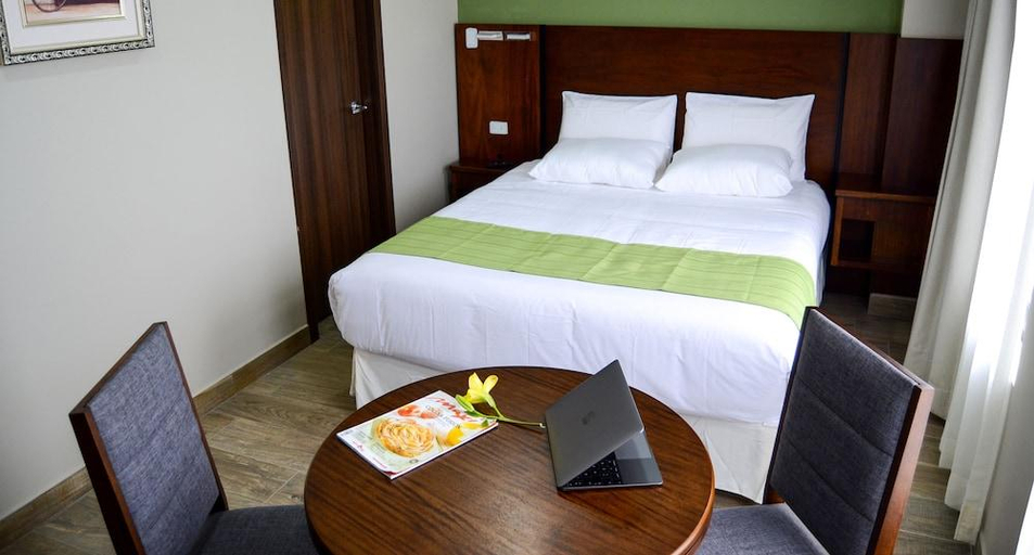 Bedroom 2, Hotel San Agustin Plaza, Latacunga