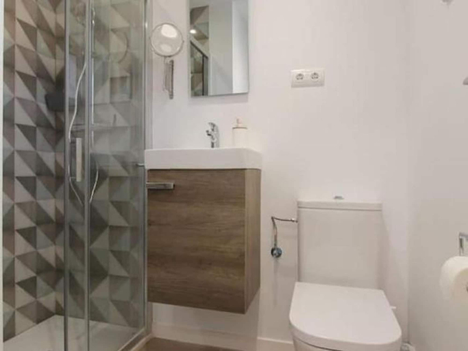 Others 4, Beach apartment III Petit Bijou, Barcelona