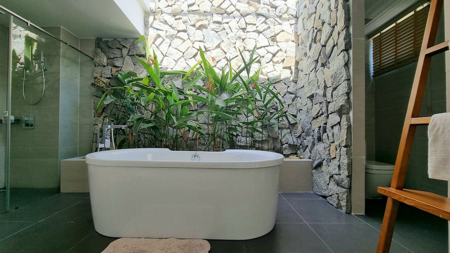 Bathroom 4, The Ocean Front Villa Nha Trang Abogo, Nha Trang