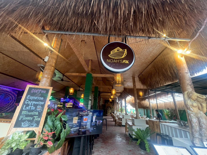 Exterior & Views, Noah’s Ark Cannabis Bar Restaurant Hostel, Ko Samui
