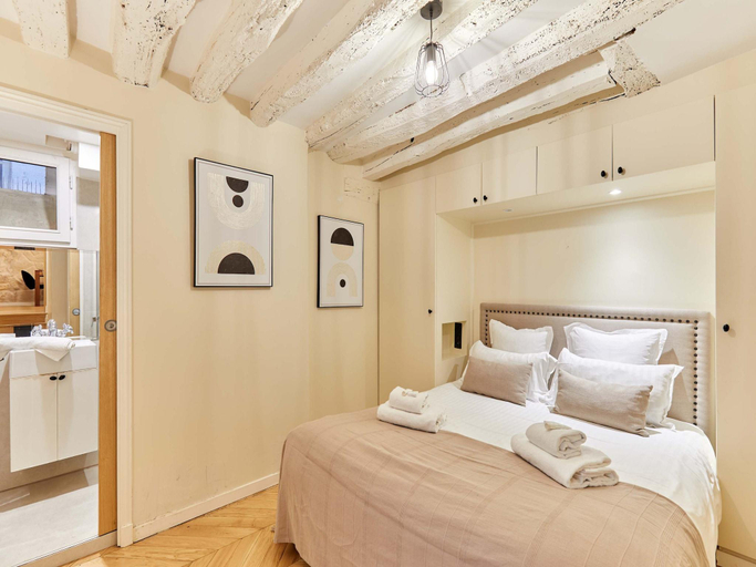 4, Amazing 3-bedroom apartment - Center of Paris, Paris