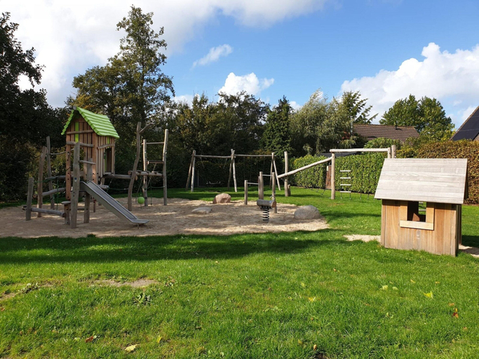 Children's area 4, Seaside Holiday Home With Sauna, Kapelle
