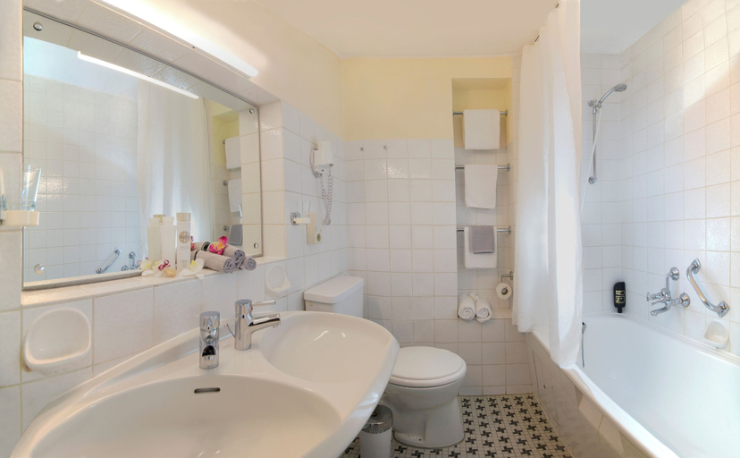 Bathroom 4, Hotel Heikenberg, Osterode am Harz