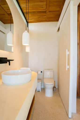 Room 4, w Stylish 1BR w Stunning Balcony Views, Puntarenas