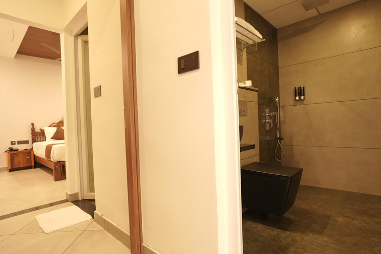 Bathroom 5, Aadisaktthi Leisure Resort Kovalam, Thiruvananthapuram