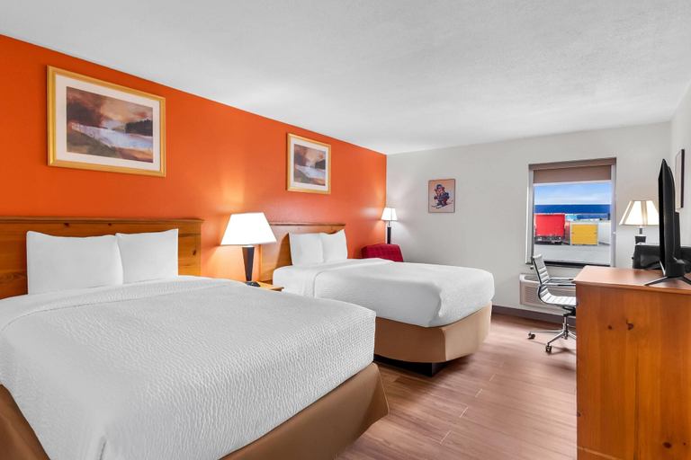 Bedroom 3, Travelodge by Wyndham Winchester, Frederick