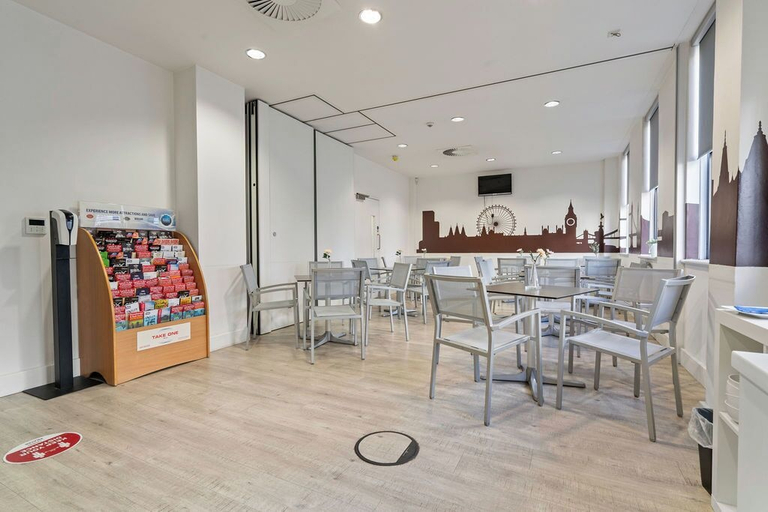 Food & Drinks 4, mk | bed & breakfast london, London