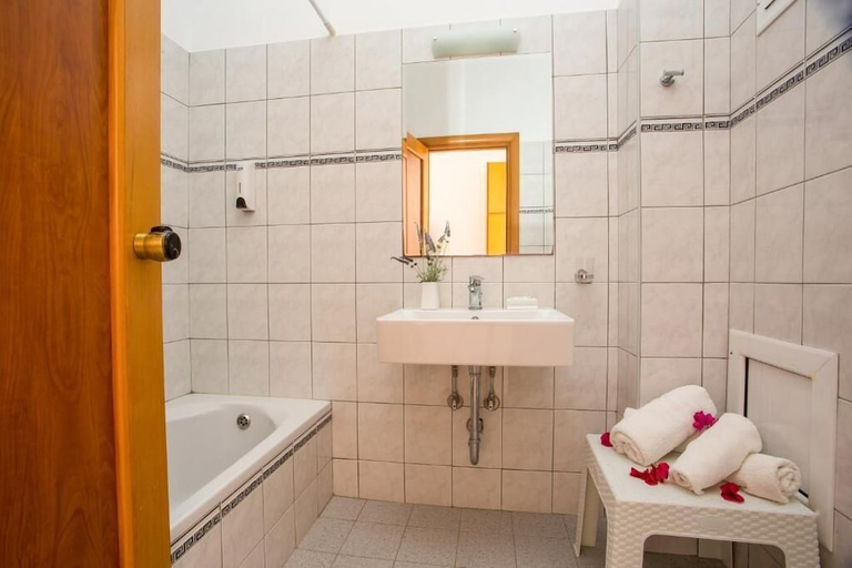 Bathroom 4, Costa Konte Beach Resort, South Aegean