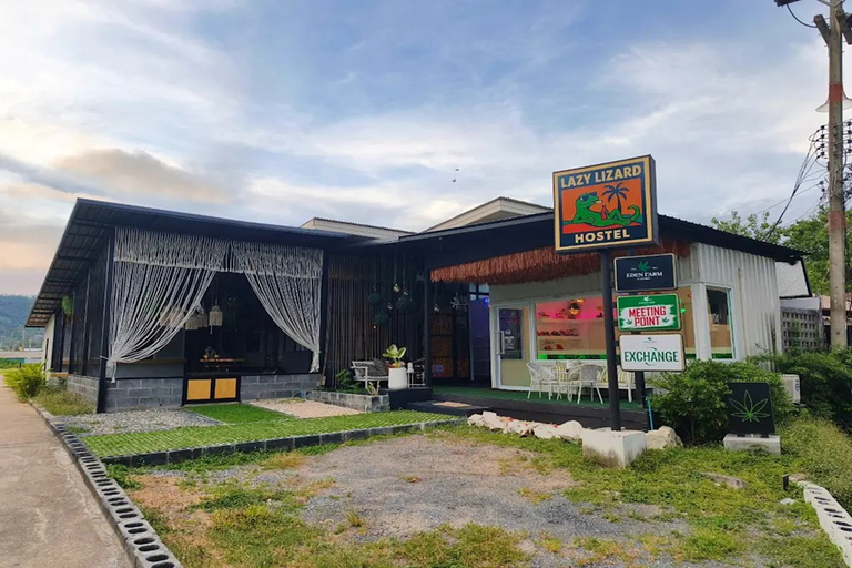 Exterior 3, Lazy Lizard Hostel, Ko Samui
