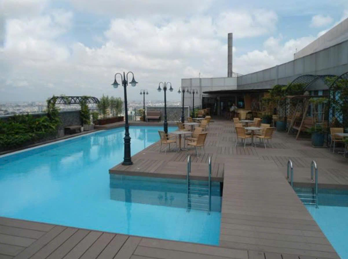 Swimming pool 4, Bluesky Sailing Luxstay Ho Chi Minh City, District 1