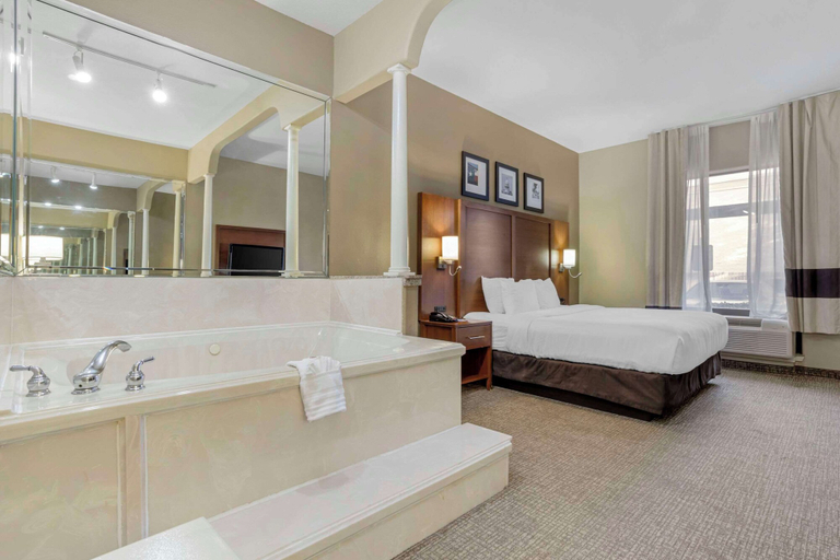 Bathroom 4, Comfort Suites Houston NW - Vintage Park, Houston
