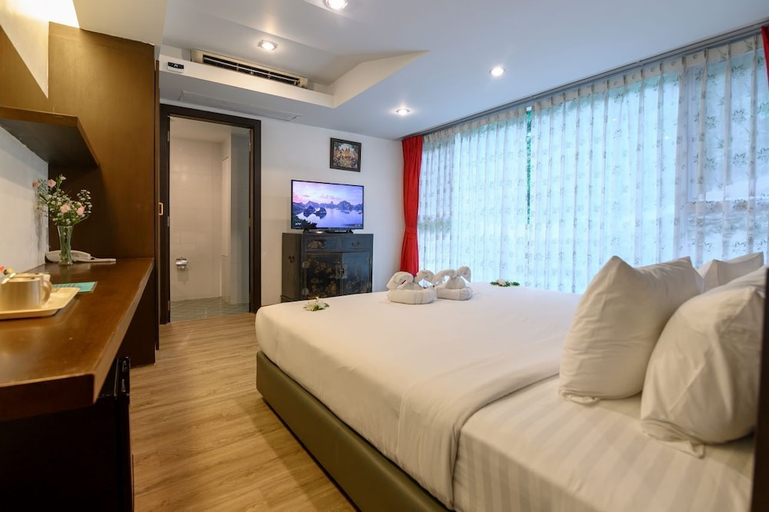 Bedroom 2, Hilltop Wellness Resort Phuket With Complimentary Onsen Access, Phuket Island