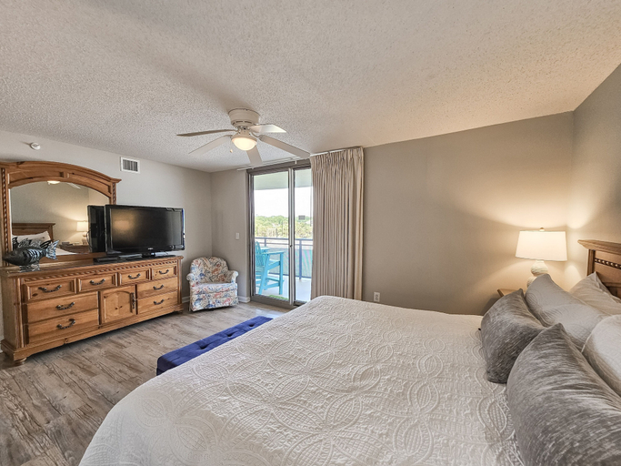 Room 4, Brighton 103, Ocean View Condo, Full Amenities. 2 Bedroom Condo, Horry