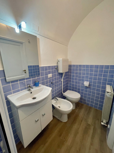 Bathroom 3, Ancient House by Wonderful Italy, Imperia