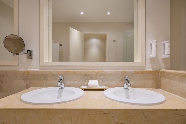 Bathroom 5, Iberostar Paraiso Maya, Cozumel