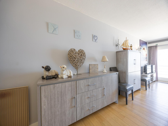 3, Charming apartment with sea view and parking space, West-Vlaanderen