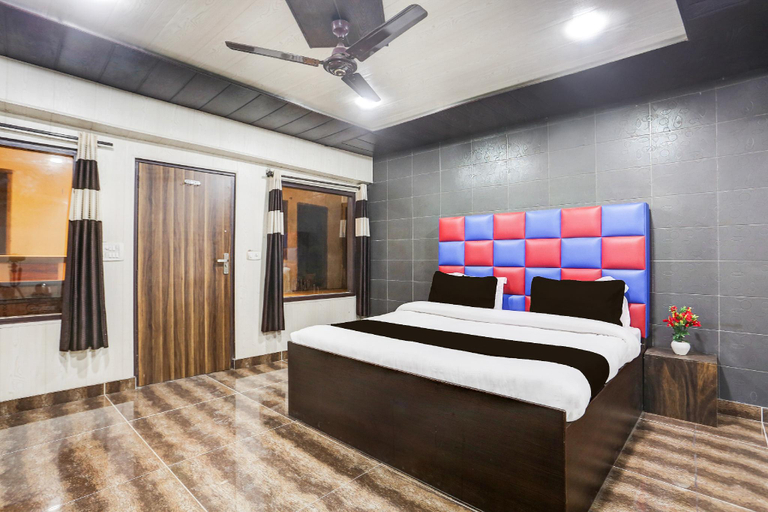Bedroom 4, Townhouse by OYO Haibowal Chowk Near DMC, Ludhiana