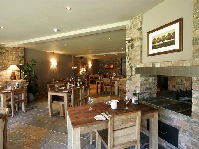 Food & Drinks 3, The Bell, Worcestershire