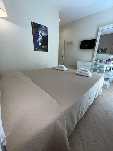 Room 2, de Ribera rooms, Napoli